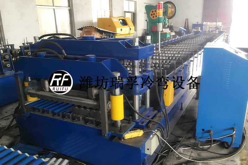 糧倉(cāng)波紋板設(shè)備 (3).jpg