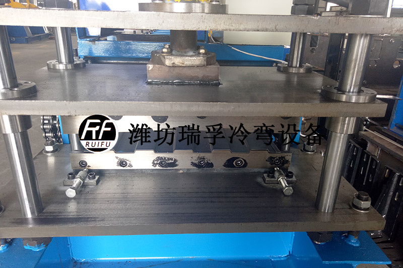 4節(jié)能橋架設(shè)備- 五波型.jpg